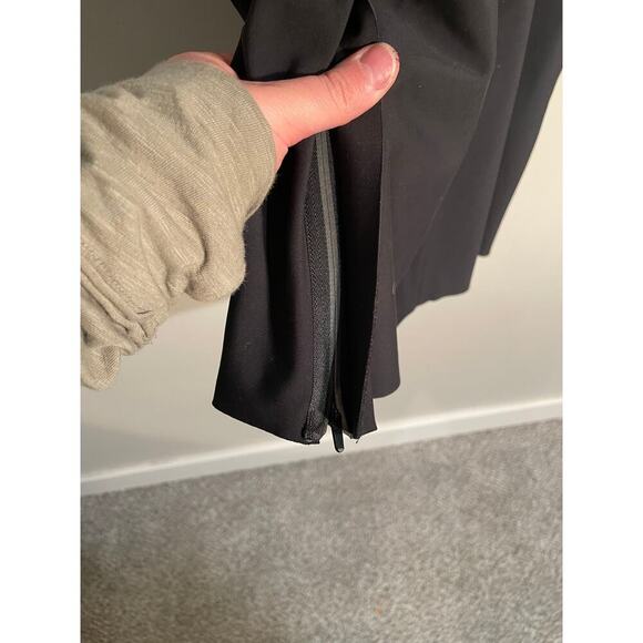 Athlet Interstellar Bike‎ Tunic in Black - Picture 6 of 11